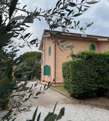 Biancolilla House