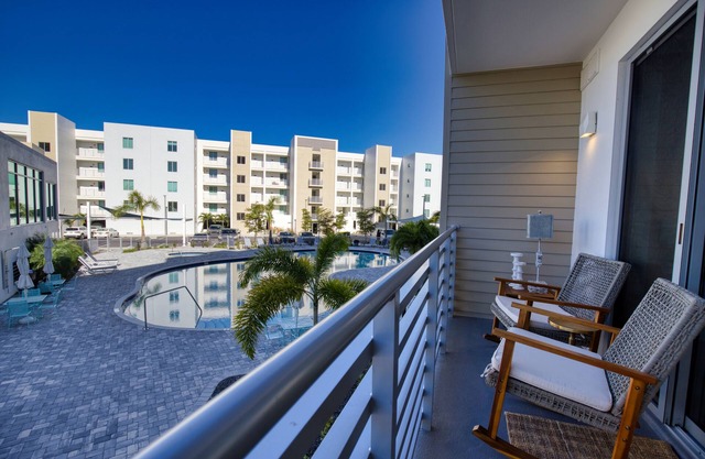 Big discount for month of December-Bring your boat to beautiful Sarasota Bay!