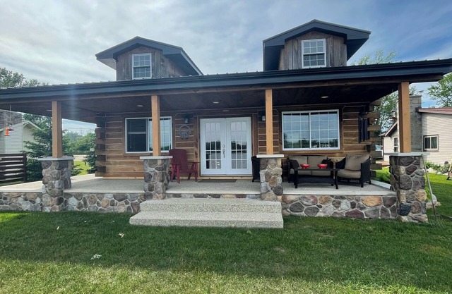 Big Lake Bungalow - Private Beach w/Boat launch access