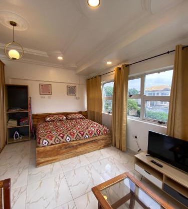 Big studio with balcony in Osu Accra