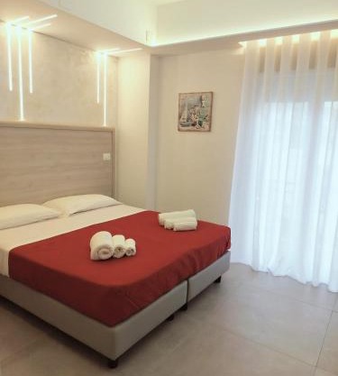 Bijou rooms