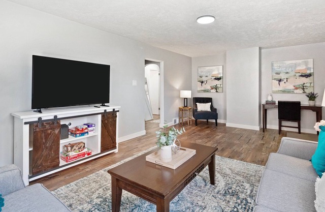 Bike Trail | Outdoor Dining