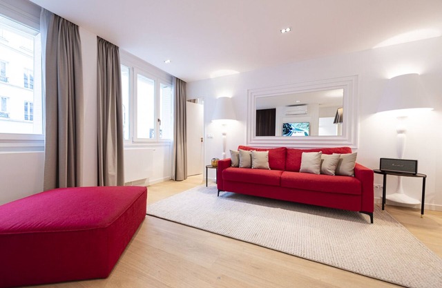 Bistrot, 2BR/2BA, 6 people
