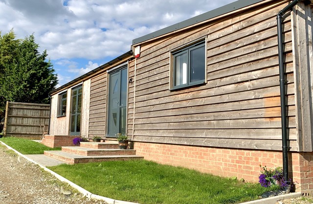 Blackberry Cottage - Kent Countryside Retreat