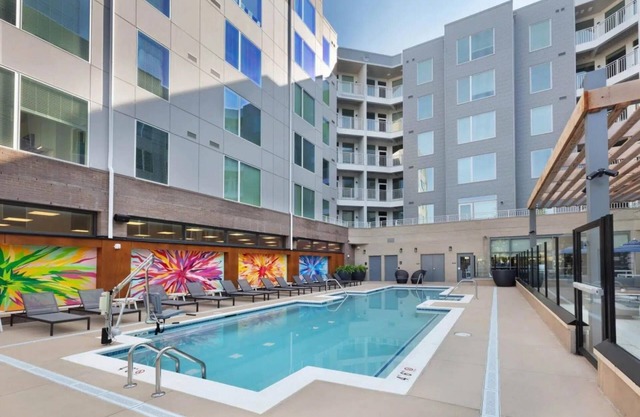 Blake - Alexandria - Apt 403