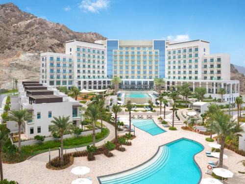 Bloomfields 2brmaid Address Beach Fujairah