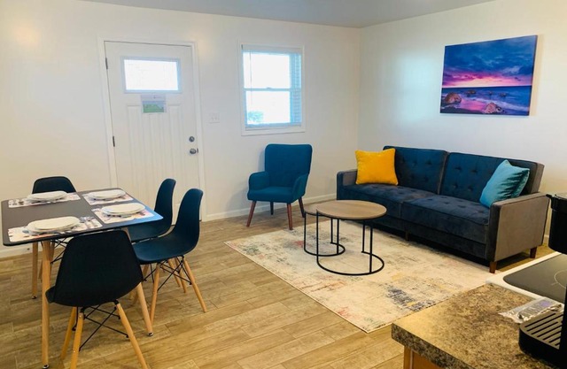 Blue Diamond Apt Unit 2 Judlee Ave