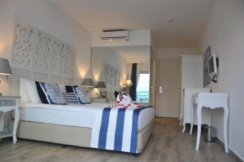 Blue Dreams Resort Bodrum - Aquapark & Ultra All Inclusive
