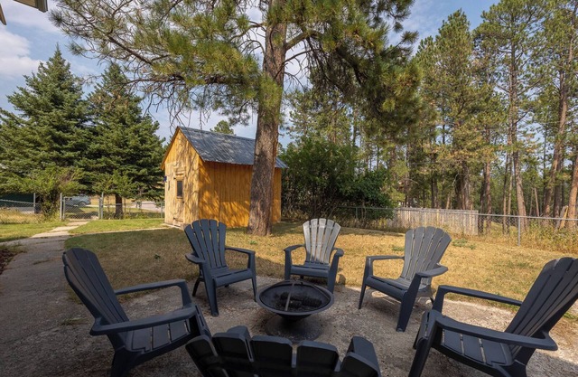 Blue Roof in Custer by Mt Rushmore! FREE CSP PASS