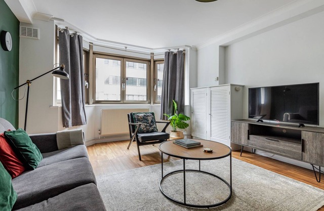 Blueground | Marlyn Lodge, w/d, nr Tower Bridge