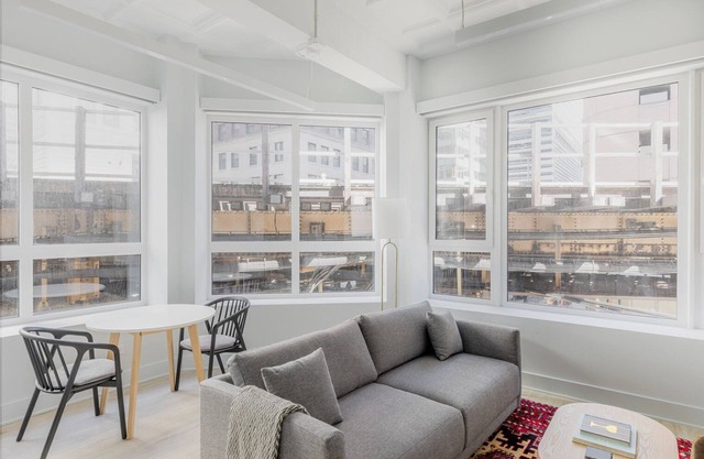 Blueground | The Loop, AC, w/d, nr Willis Tower