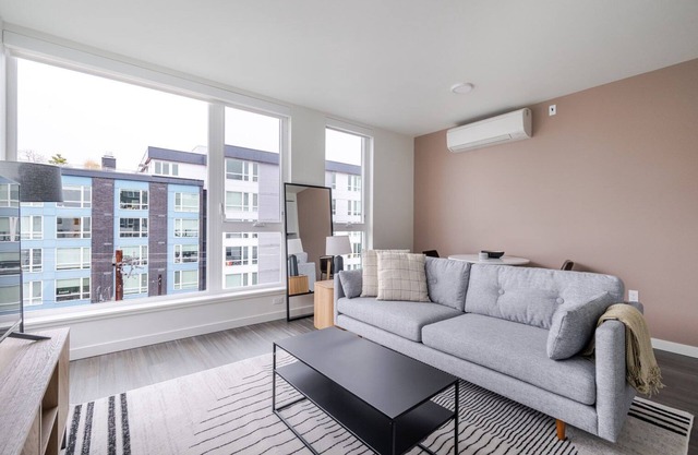 Blueground | Yesler Terrace & elevator, nr park