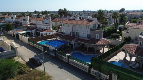 BlueHomes Villas