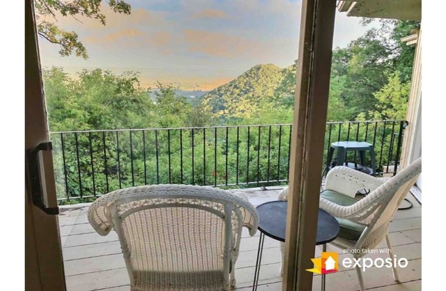 Bluff top home with expansive views