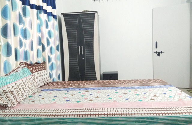 BnB in a Beautiful Bungalow @ BANER