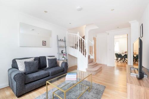 BnBNova - 4BR Townhouse with Patio - Old Street