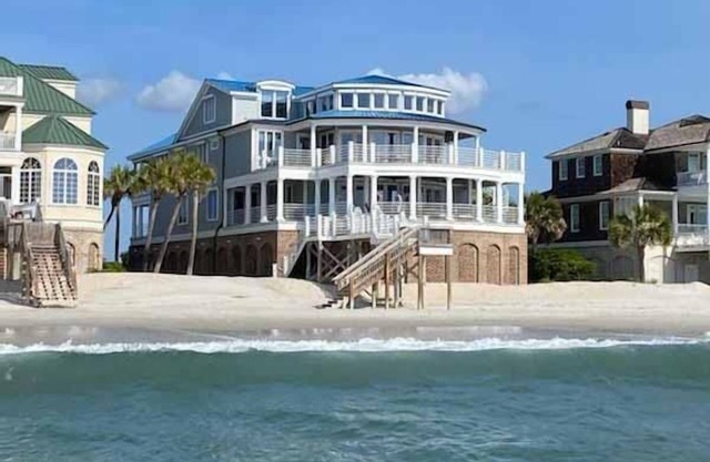 Boat House- Oceanfront Hot Tub! Creekfront, Dock & Pool
