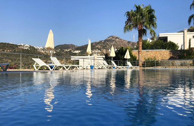 BODRUM YALIKAVAK'TA 4+2 TRIPLEX LUKS YAZLIK