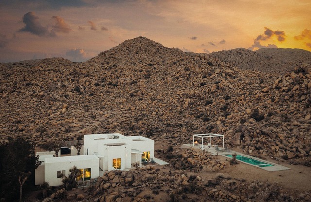 Bolder House: Joshua Tree Paradise