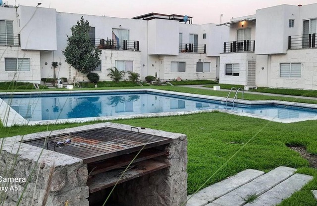 Bonita casa con alberca