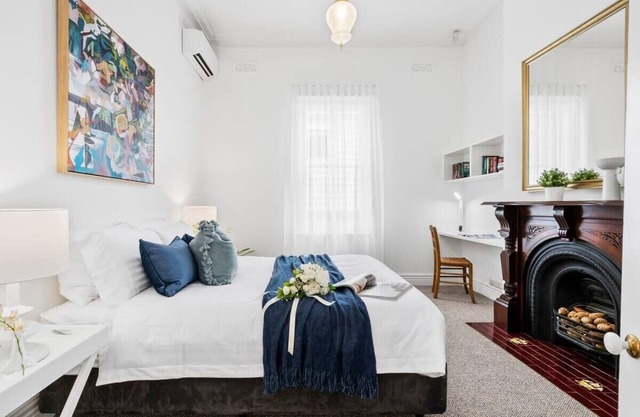 Bonnie Belle I Geelong CBD Luxury