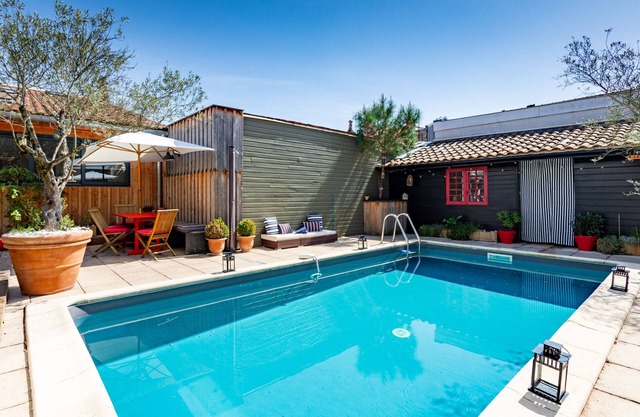 Bordeaux Center Swimming pool Quiet Luxury comfort and serenity 5 stars