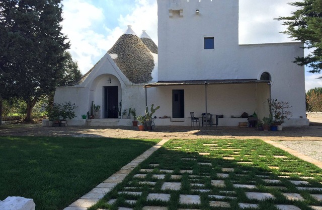 BORGO TORRE DELL'OCA - Village of trulli with see view
