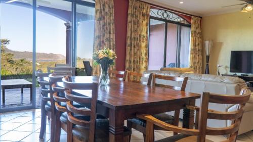 Bougainvillea 4101 Luxury Apartment - Reserva Conchal