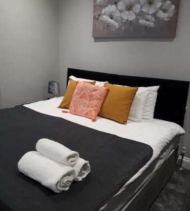 Boutique Maidstone Gem - Sleeps 2