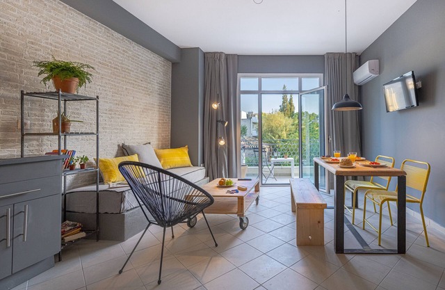 Boutique Studios & Apartments-by Avelink