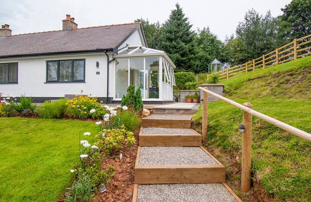 Bracdy Cottage - One Bedroom Cottage, Sleeps 2