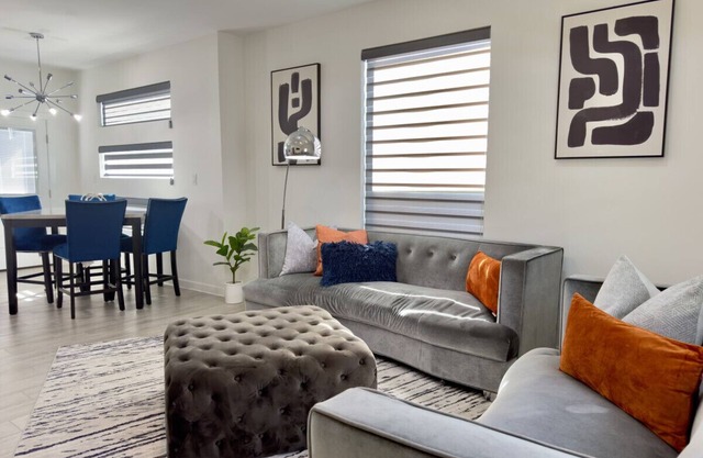 Brand New Apt! Close to the Mall