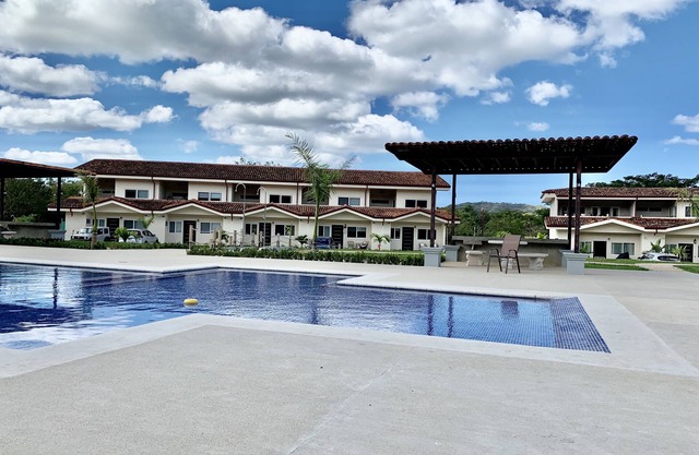Brand New Gorgeous 3Bd Townhome-only 8 min to Tamarindo Beach!