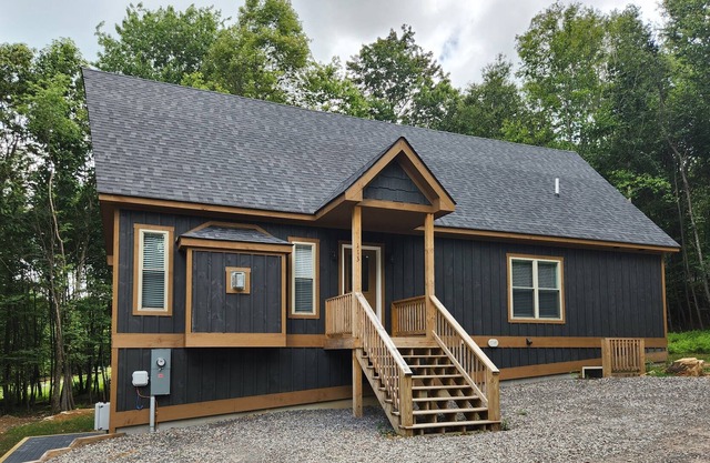 Brand New Home! Mountainside