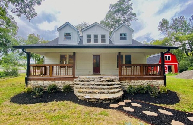 BRAND NEW LISTING - Northside Cottage