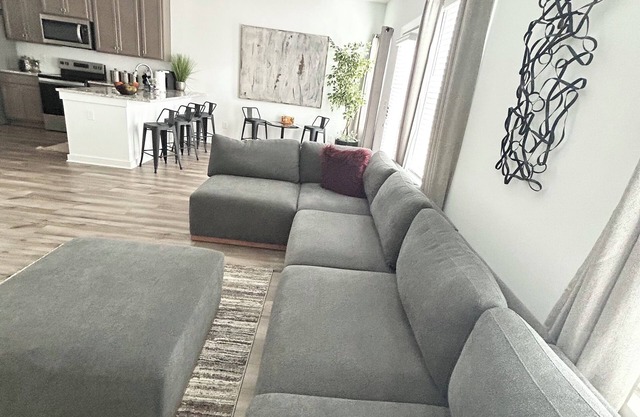Brand New Luxury Townhouse- RelaxingModernDesign