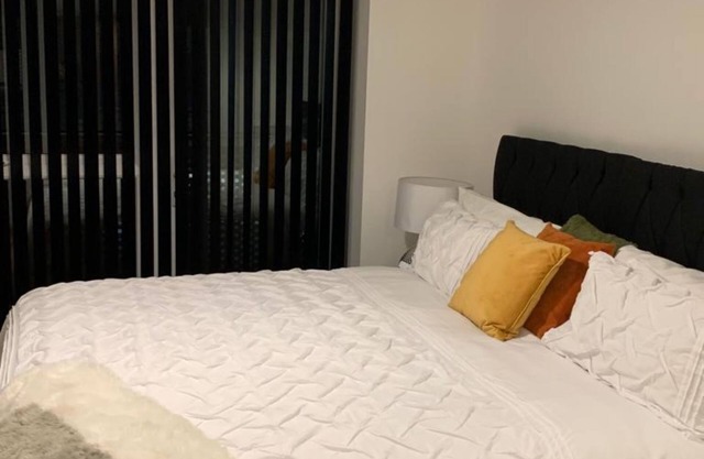Brand New One Bed Luxury Flat No Parties No Events