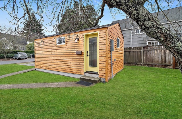 Brand New Tiny Home Near Ruston