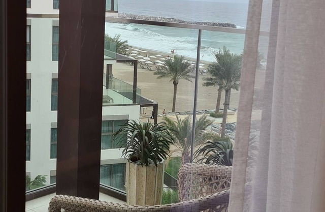 Branded/beach apartment managed by the Address Beach & Mountain view