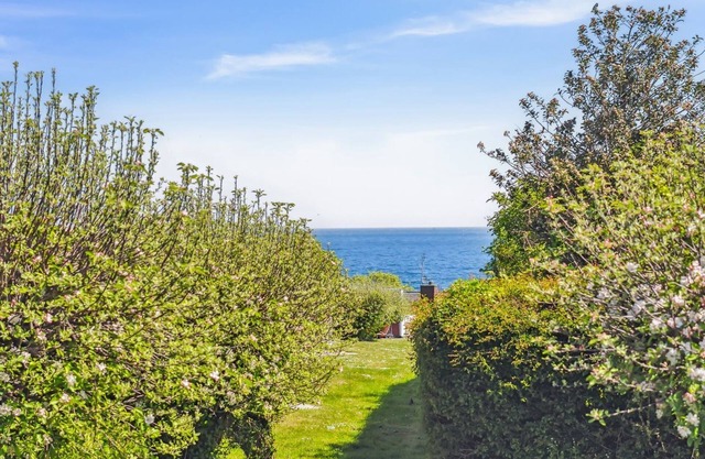 "Bratko" - 300m from the sea by Interhome