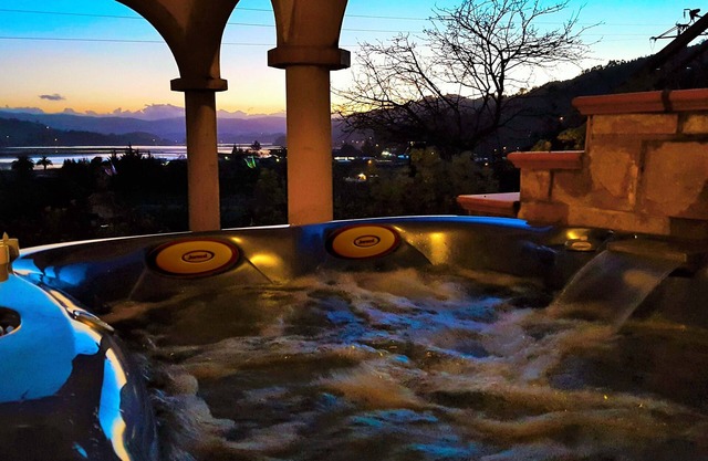 Breathtaking view 350 mtrs. from the beach+Jacuzzi