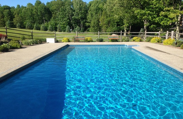 Breathtaking views on Private Estate with Heated 50 foot Salt Water Pool