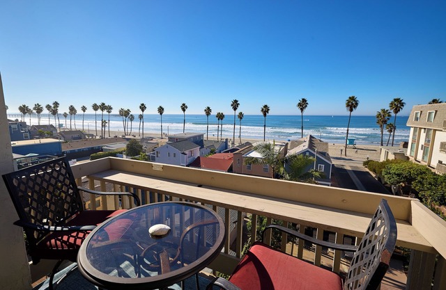 Breathtaking Whitewater Ocean Views with Pier View!