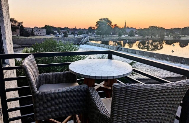 Bremer Avenue Penthouse