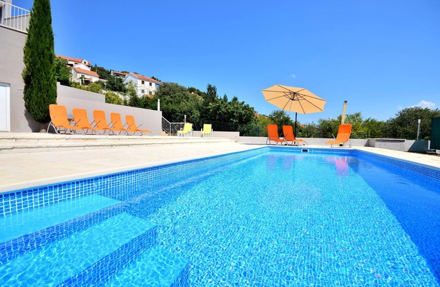 BRETIA apartments & more