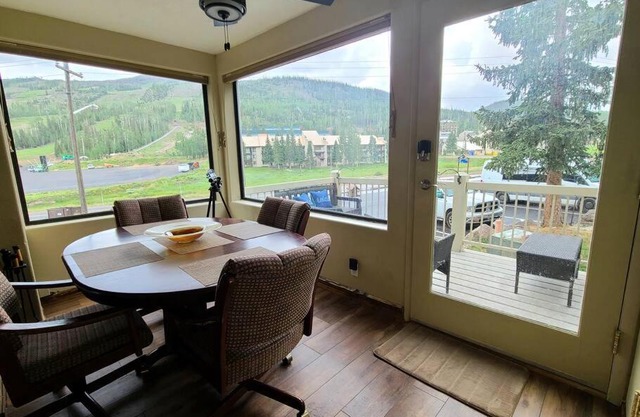 Brian Head Village Escape 4/3 with Ski Slope Views