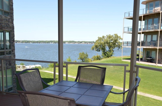 Bridges Bay Resort Newport Building 202