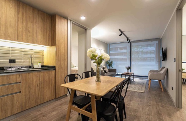 Bright 2BR Apartment | Vibrant Providencia