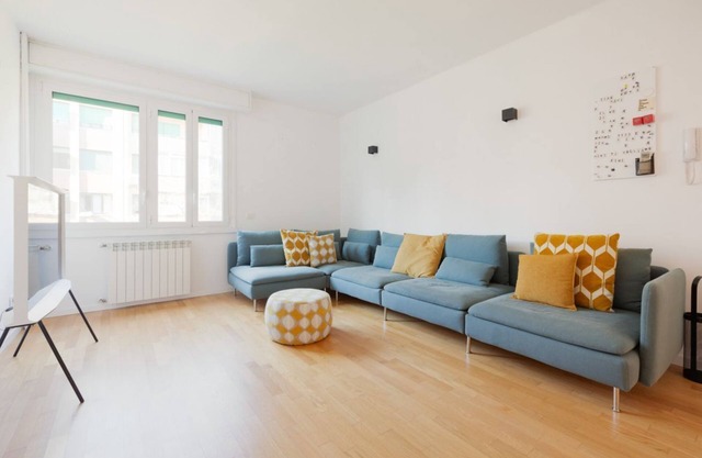 Bright and Modern Apt Milan