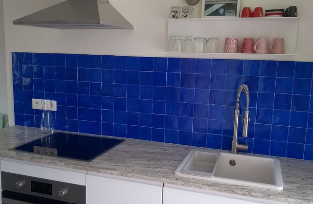 Bright apartment 100 metres from the beach - all on foot